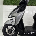 Honda / Elite 125cc Scooter Prata Honda / Elite 125cc Scooter Prata