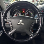 Mitsubishi / PAJERO FULL HPE Automático 3.8 V6 SUV Prata Mitsubishi / PAJERO FULL HPE Automático 3.8 V6 SUV Prata