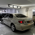 Toyota / Corolla GLI 1.8 Sedan Bege Toyota / Corolla GLI 1.8 Sedan Bege